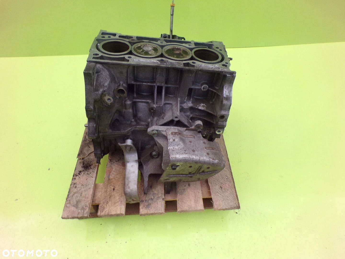 BLOK WAŁ TŁOKI SILNIK MR16 1.6 DIG-T JUKE F15 12R - 1