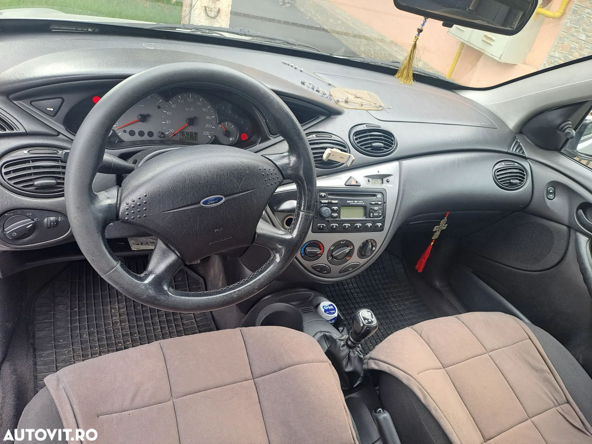 Ford Fiesta - 10