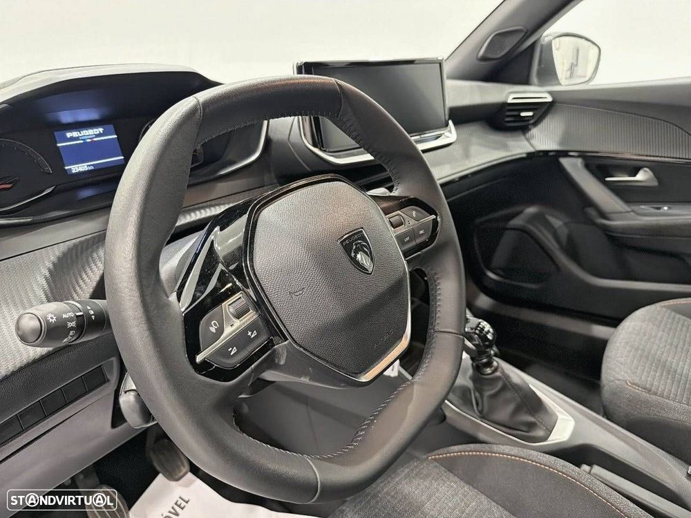 Peugeot 2008 1.2 Style - 11