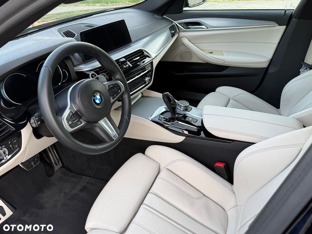 BMW Seria 5 520d M Sport Edition - 20