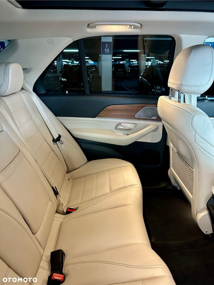 Mercedes-Benz GLE 300 d 4-Matic - 16