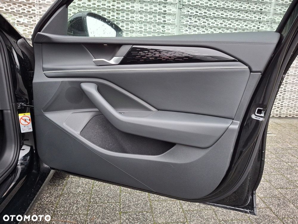 Volkswagen Passat - 24