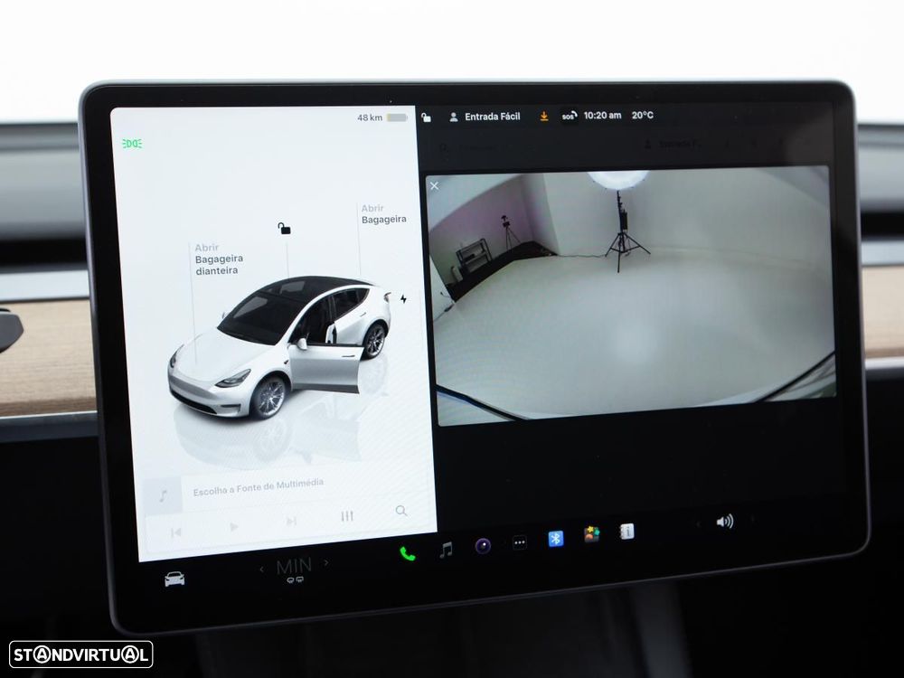 Tesla Model Y Long Range Dual Motor AWD - 28