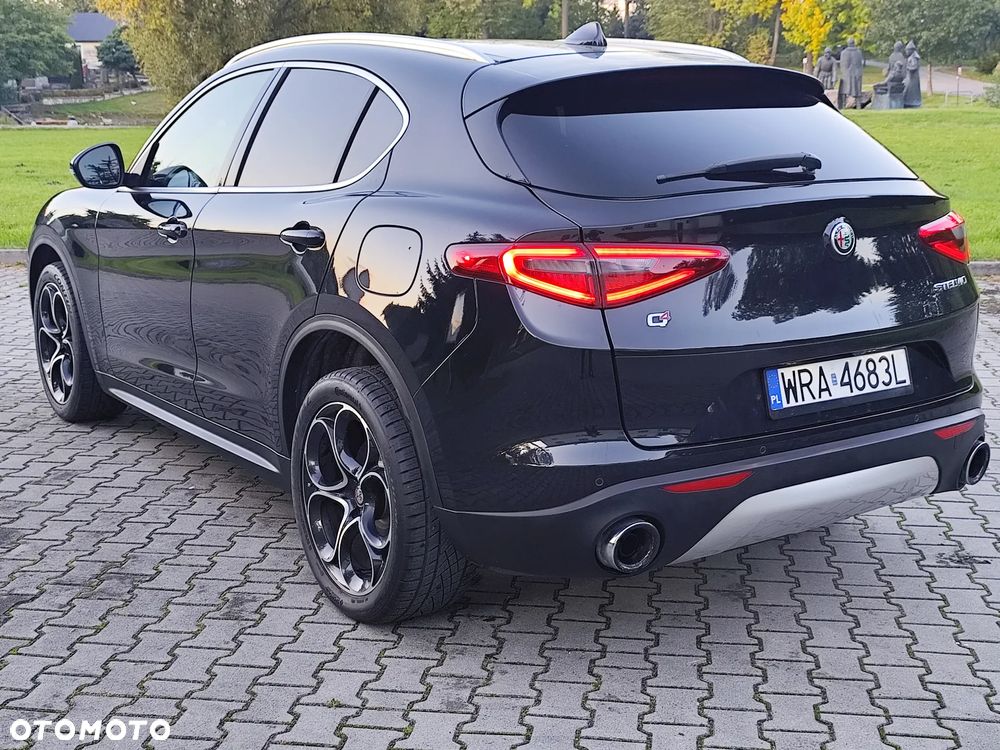Alfa Romeo Stelvio 2.0 Turbo Tributo Italiano Q4 - 2