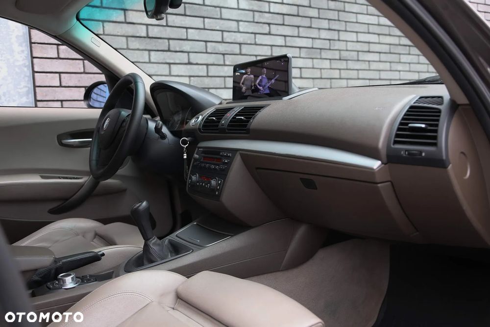 BMW Seria 1 - 35