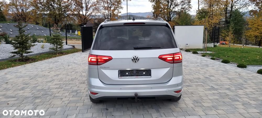 Volkswagen Touran 1.6 TDI SCR (BlueMotion Technology) DSG Comfortline - 4