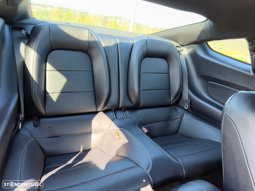 Ford Mustang 2.3i EcoBoost - 21