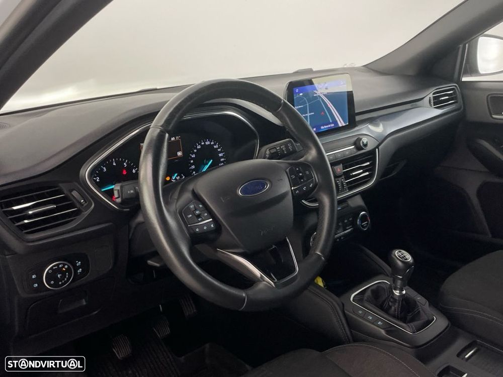 Ford Focus 1.0 EcoBoost Active - 17