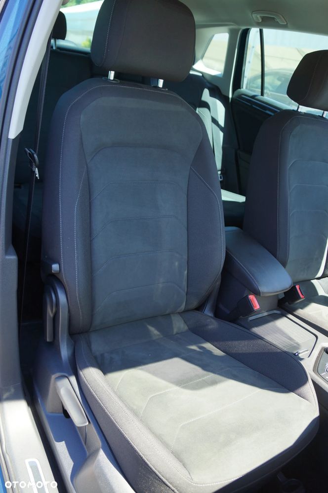 Volkswagen Tiguan 2.0 TSI 4Mot Elegance DSG - 27