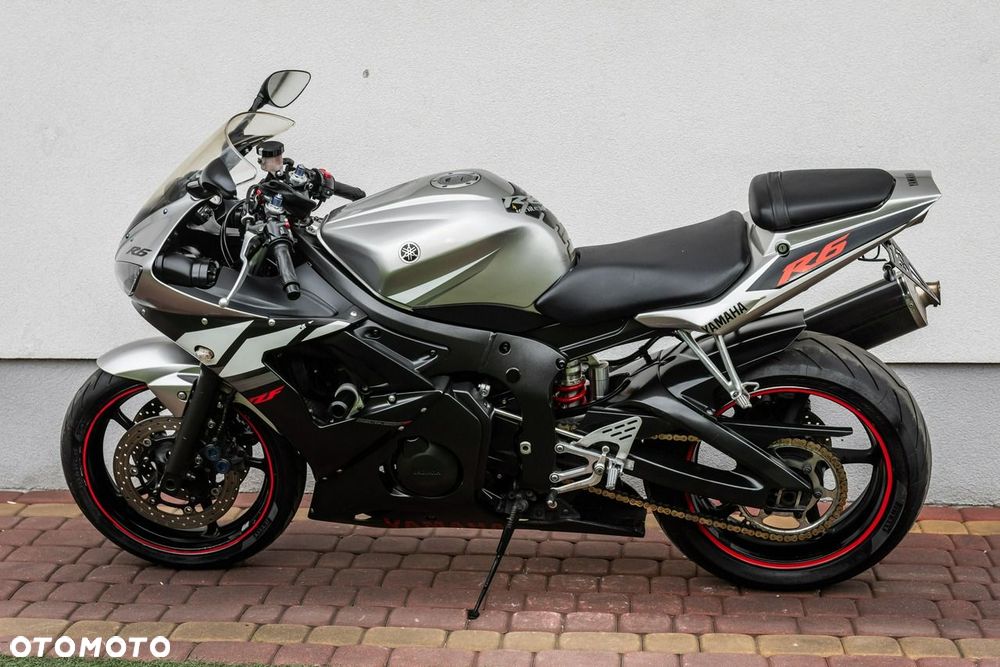 Yamaha R6 - 5