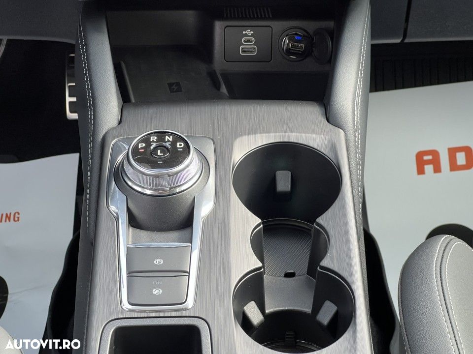 Ford Kuga 2.5 Duratec FWD PHEV Active X - 31