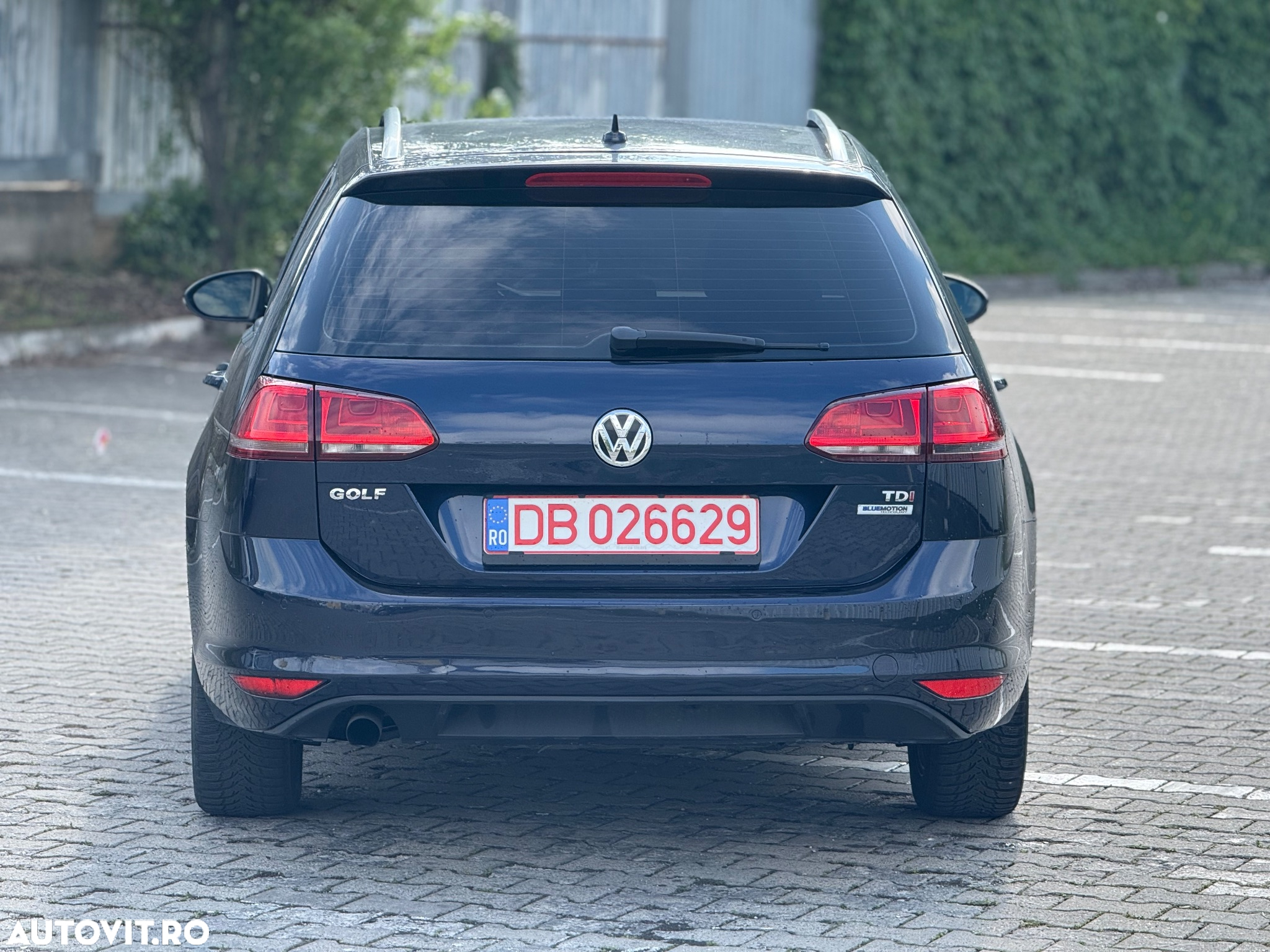 Volkswagen Golf 1.6 BlueTDI DSG Comfortline - 6