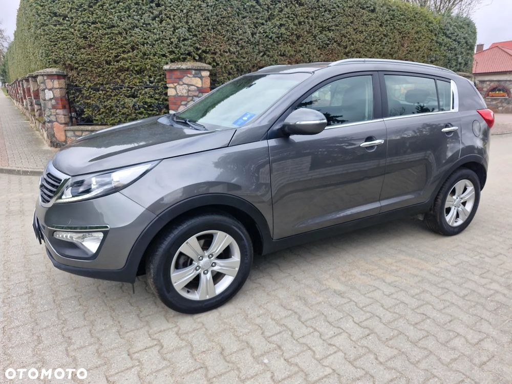 Kia Sportage 2.0 CVVT 2WD Automatik Vision - 28