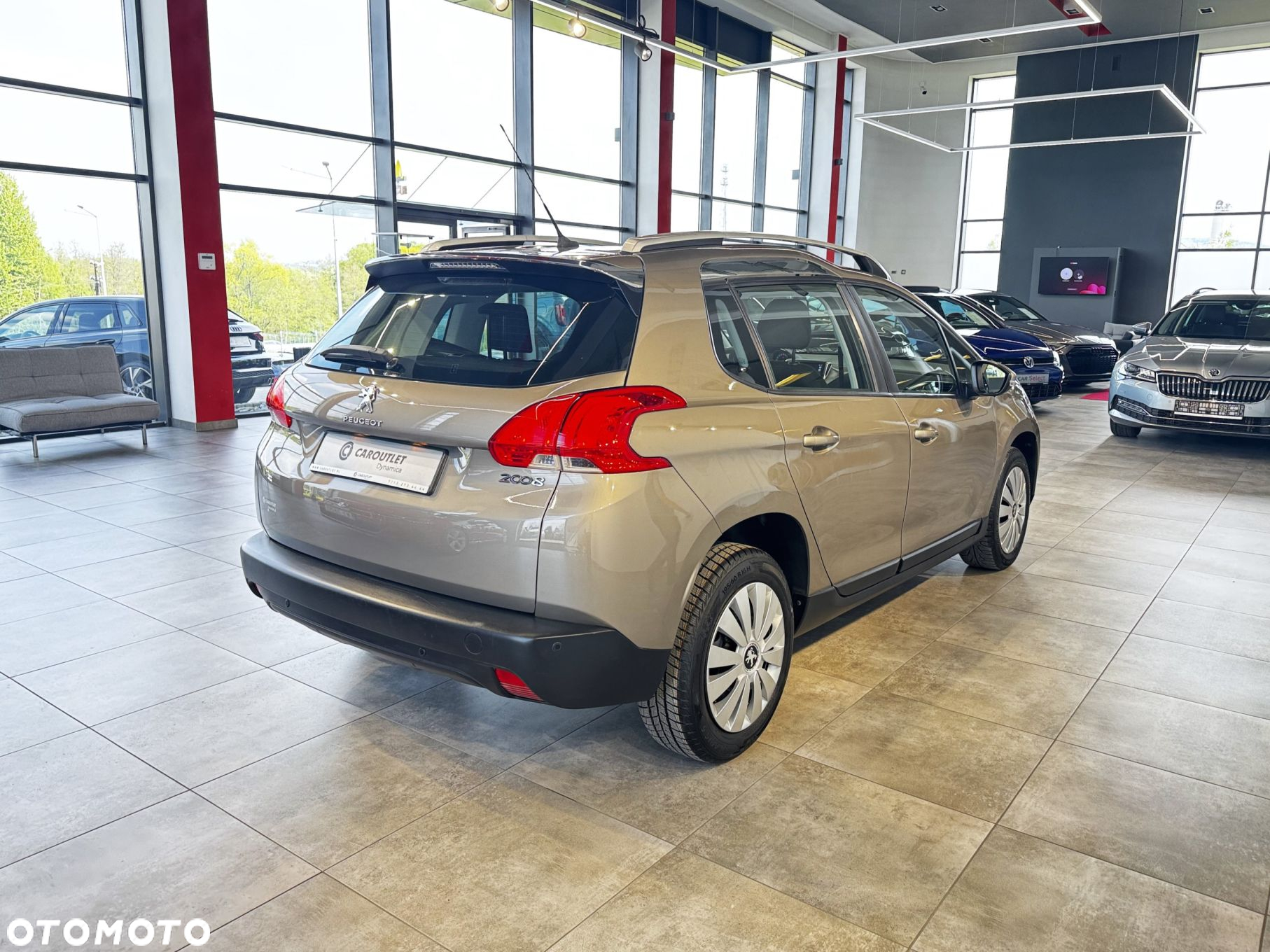 Peugeot 2008 - 9