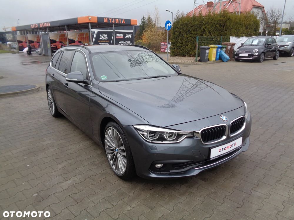 BMW Seria 3 320d Sport Line - 2