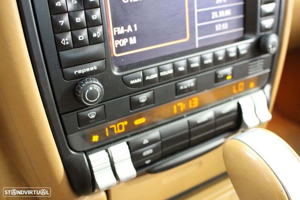 Porsche Cayenne Tiptronic - 39