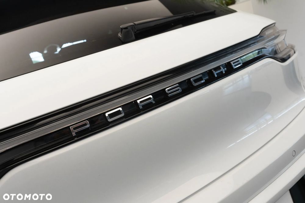 Porsche Macan Standard - 36