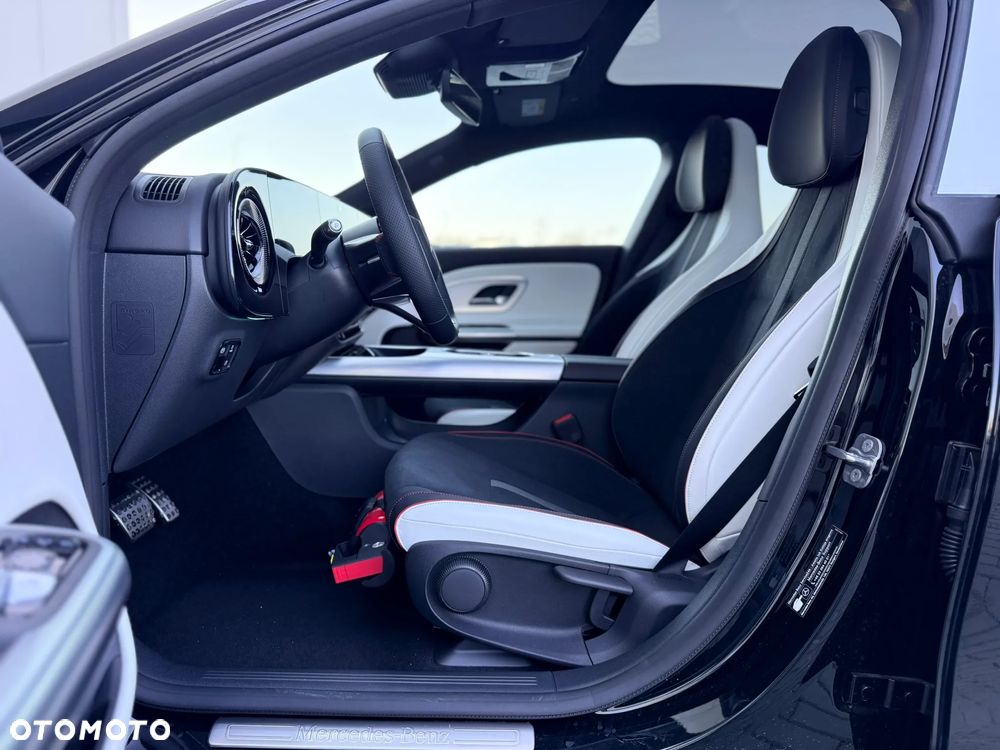 Mercedes-Benz CLA - 19