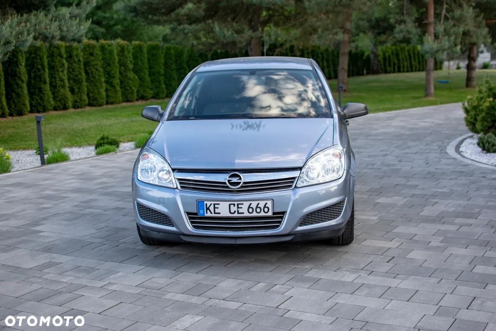 Opel Astra - 4