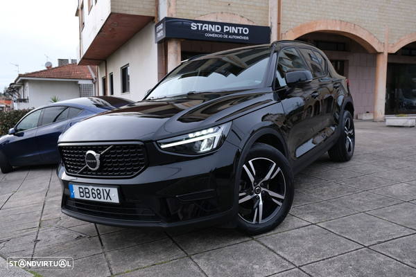 Volvo XC 40 1.5 T2 Plus Dark Auto