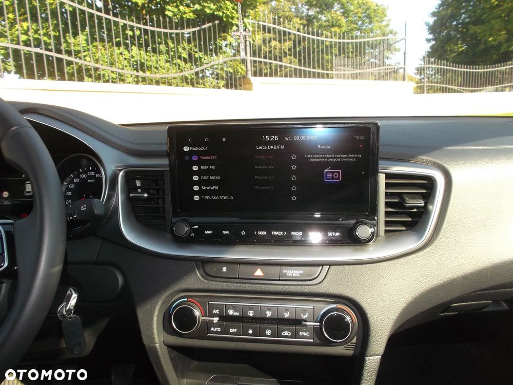 Kia Ceed 1.5 T-GDI M - 23