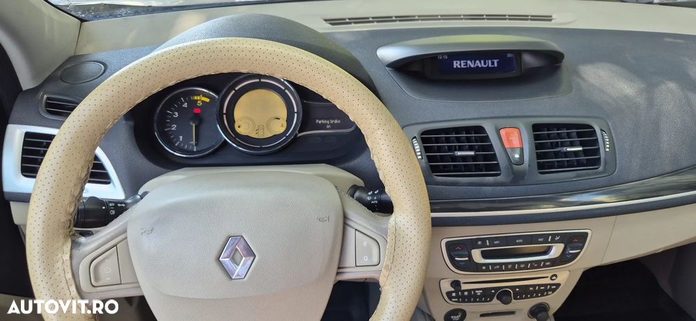 Renault Megane 1.9 dCi Privilege - 9