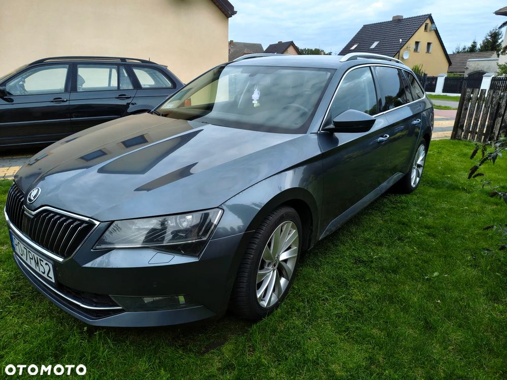 Skoda Superb 2.0 TDI Ambition - 4