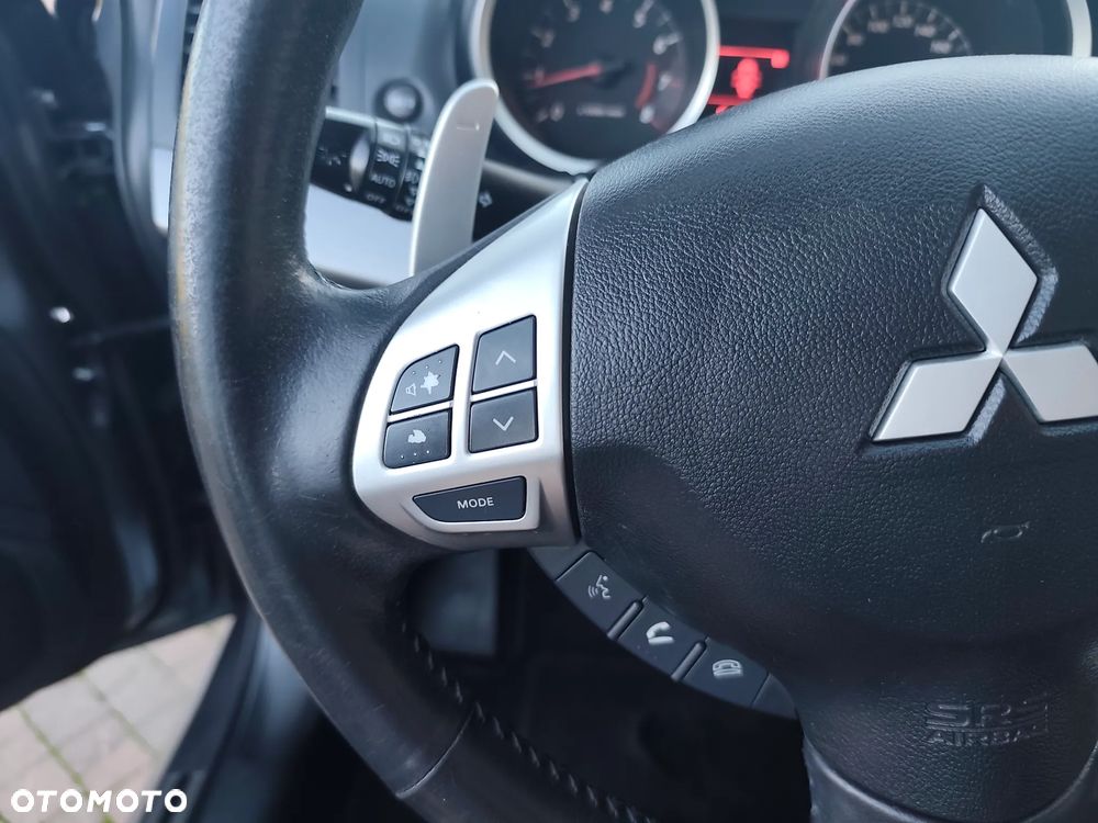 Mitsubishi Lancer 1.8 CVT Intense - 11