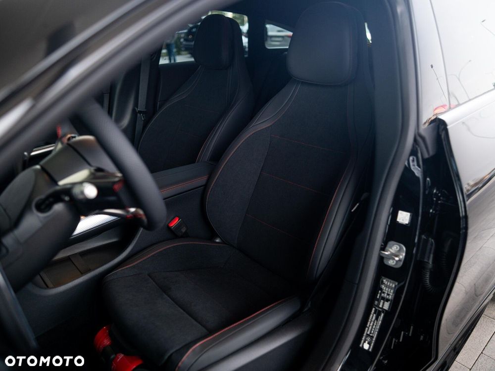 Mercedes-Benz CLA - 8