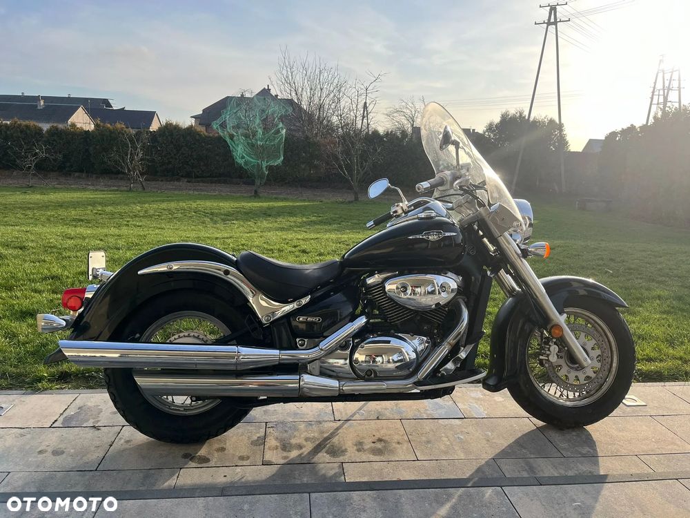 Suzuki VL 800 Volusia - Boulevard C50 - 4