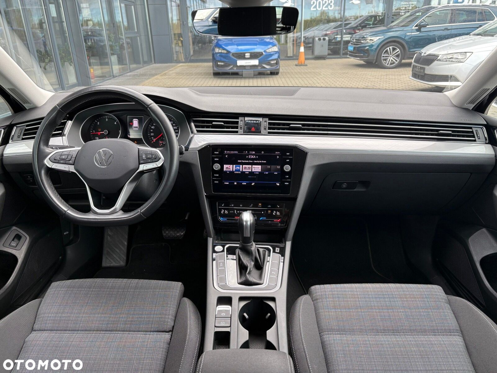 Volkswagen Passat - 9