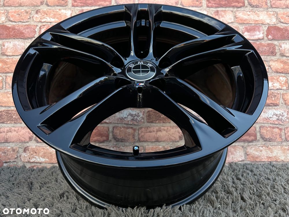 Oryginalne czarne felgi 18 BMW 5x120 M pakiet styling 613 F10 Z3 Z4 E46 X1 X3 E83 E90 F30 F32 F34 GT F01 F12 F20 E87 E60 xDrive 8j ET30 9j ET44 Performance - 24