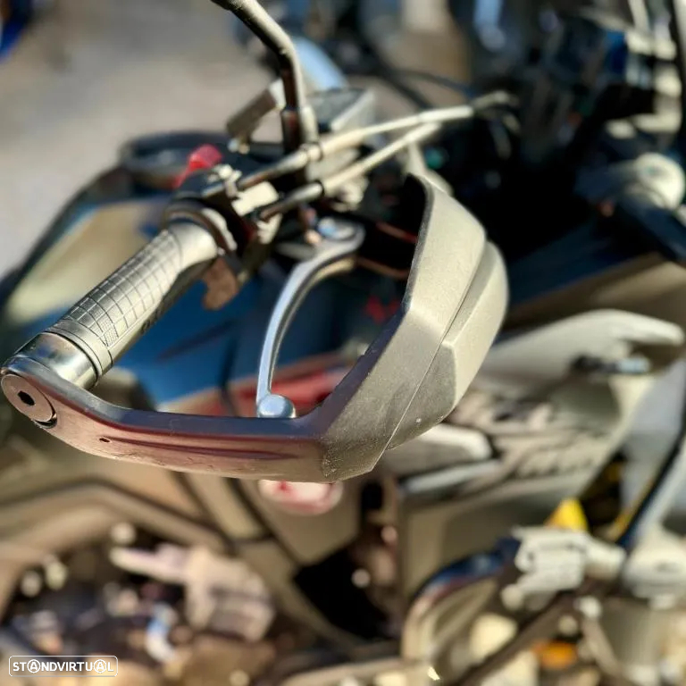 Honda Africa Twin CRF 1000 - 24