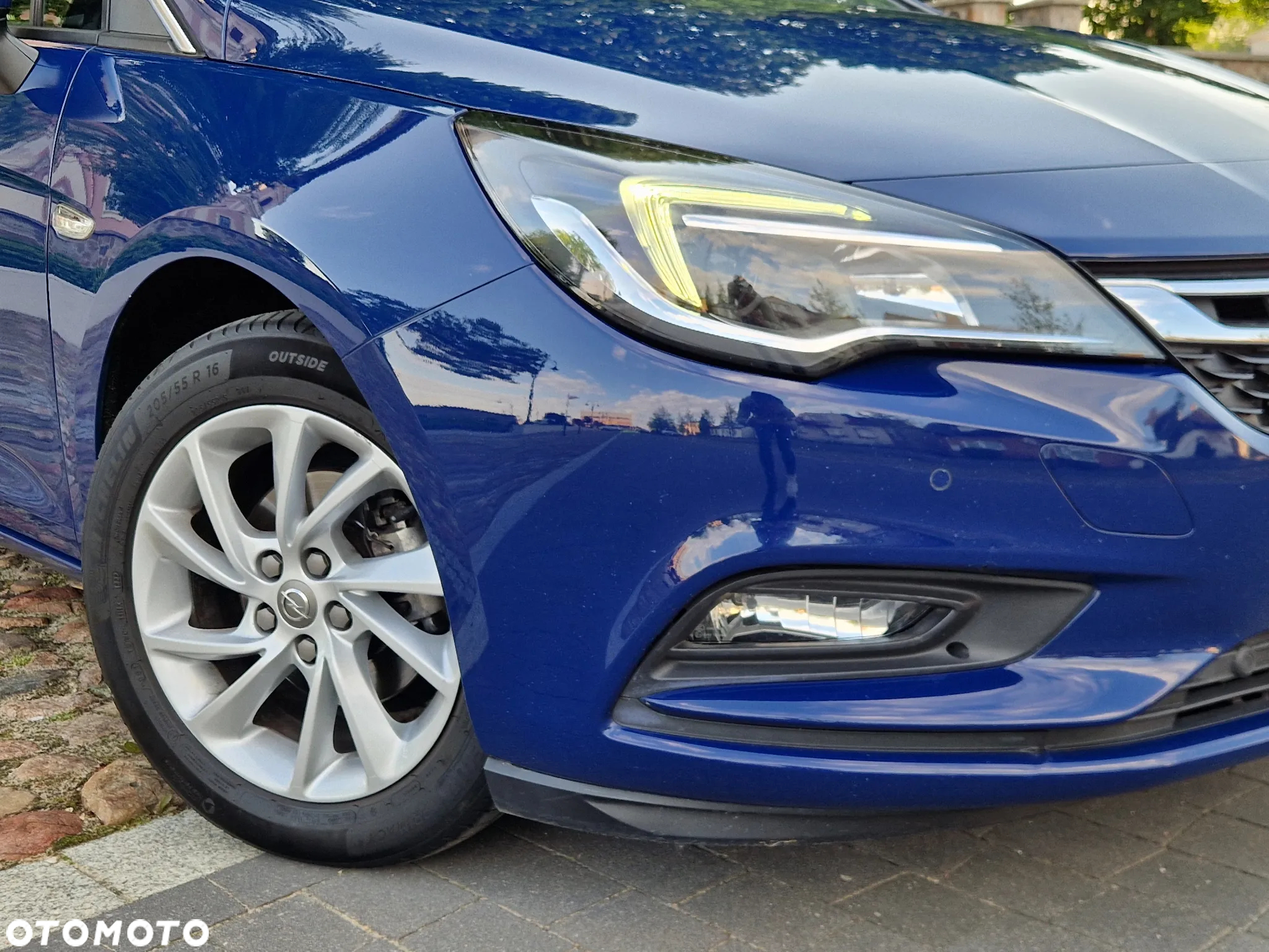 Opel Astra V 1.4 T Dynamic S&S - 16