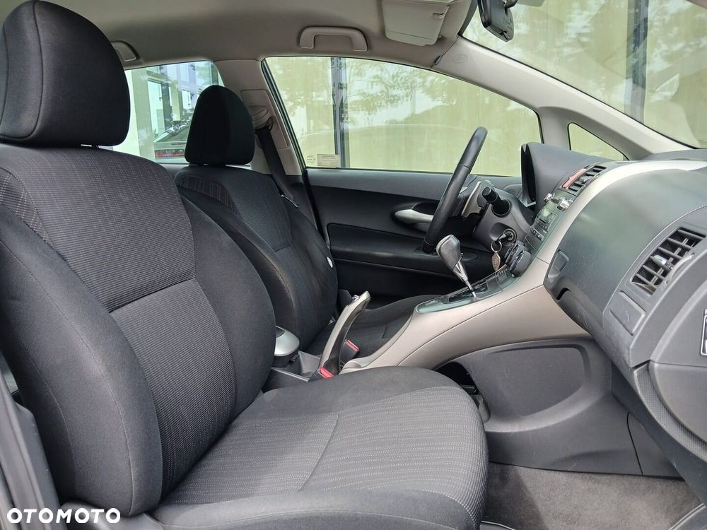 Toyota Auris 1.6 VVT-i Luna MM - 18