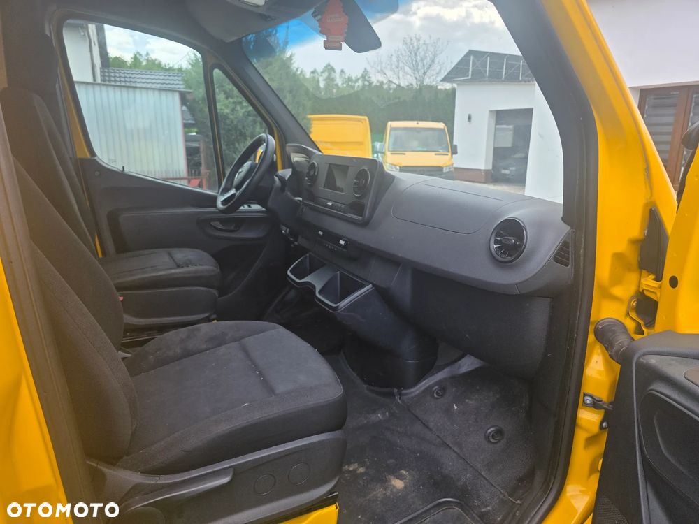 Mercedes-Benz SPRINTER - 9
