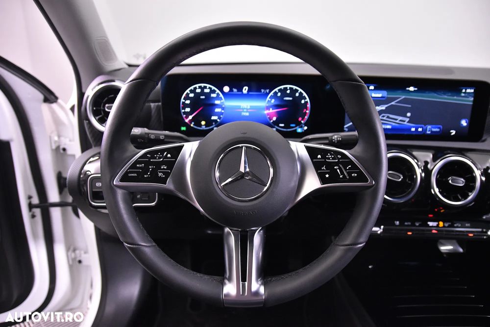 Mercedes-Benz A 180 - 18