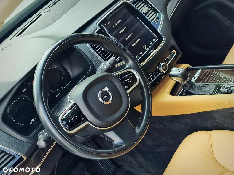 Volvo XC 90 T6 AWD Momentum 7os - 16