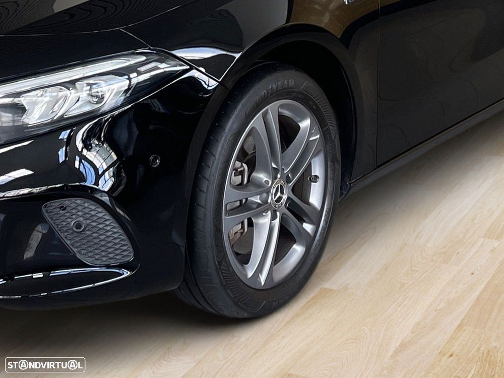 Mercedes-Benz A 250 e - 14
