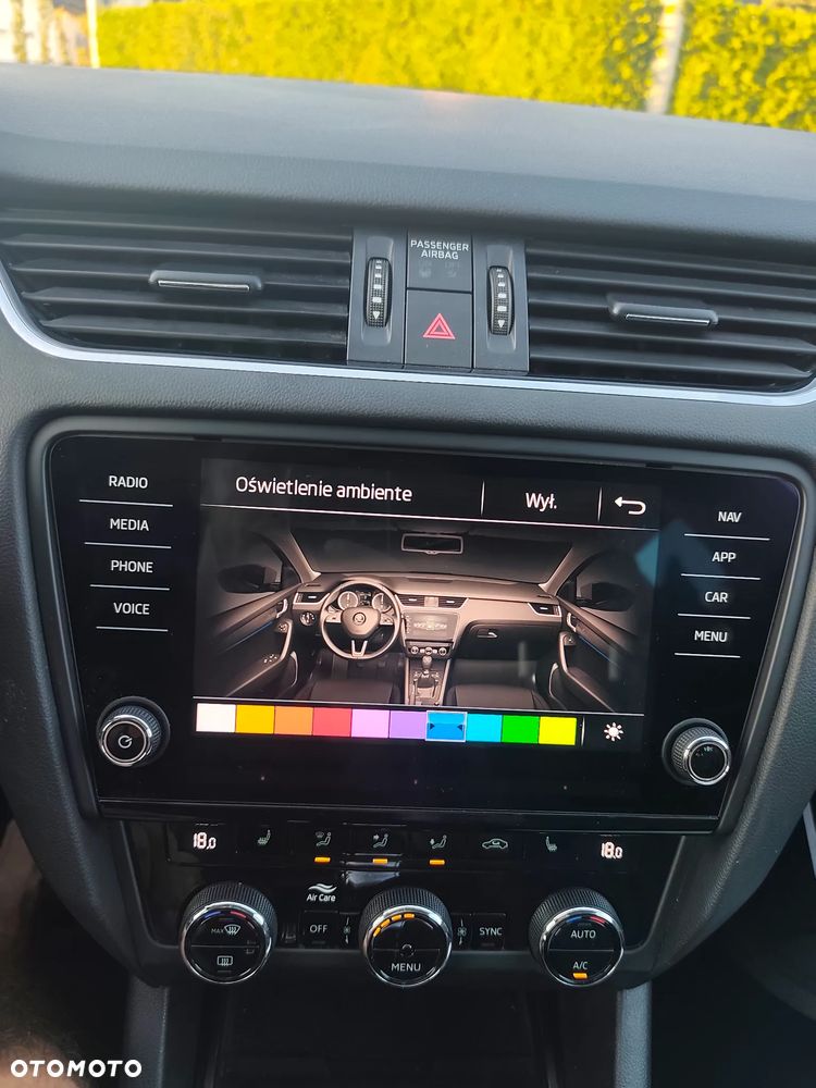 Skoda Octavia 2.0 TDI DSG Premium Edition - 34