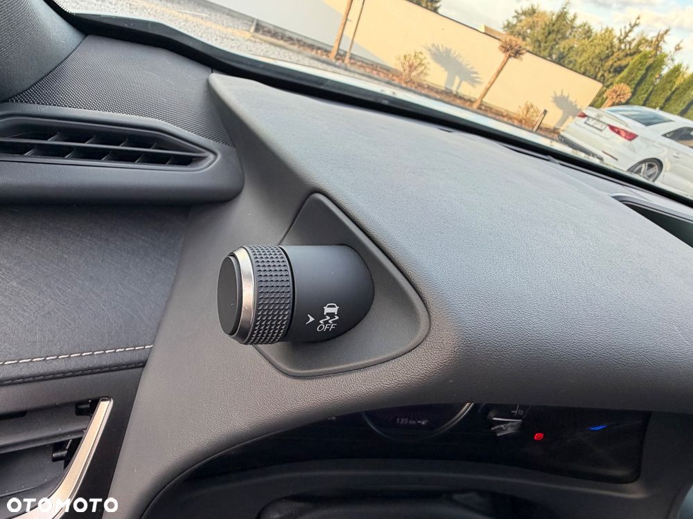 Lexus UX 300e Luxury Line - 33