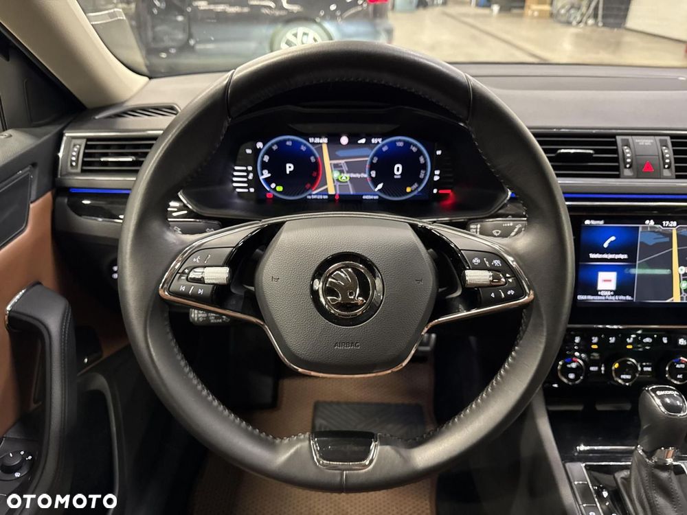 Skoda Superb 2.0 TSI L&K DSG - 14