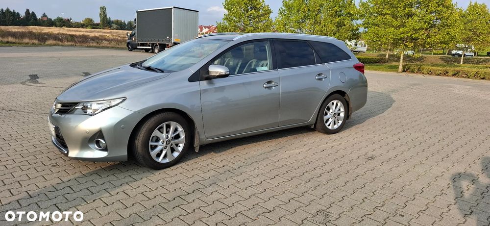 Toyota Auris - 32