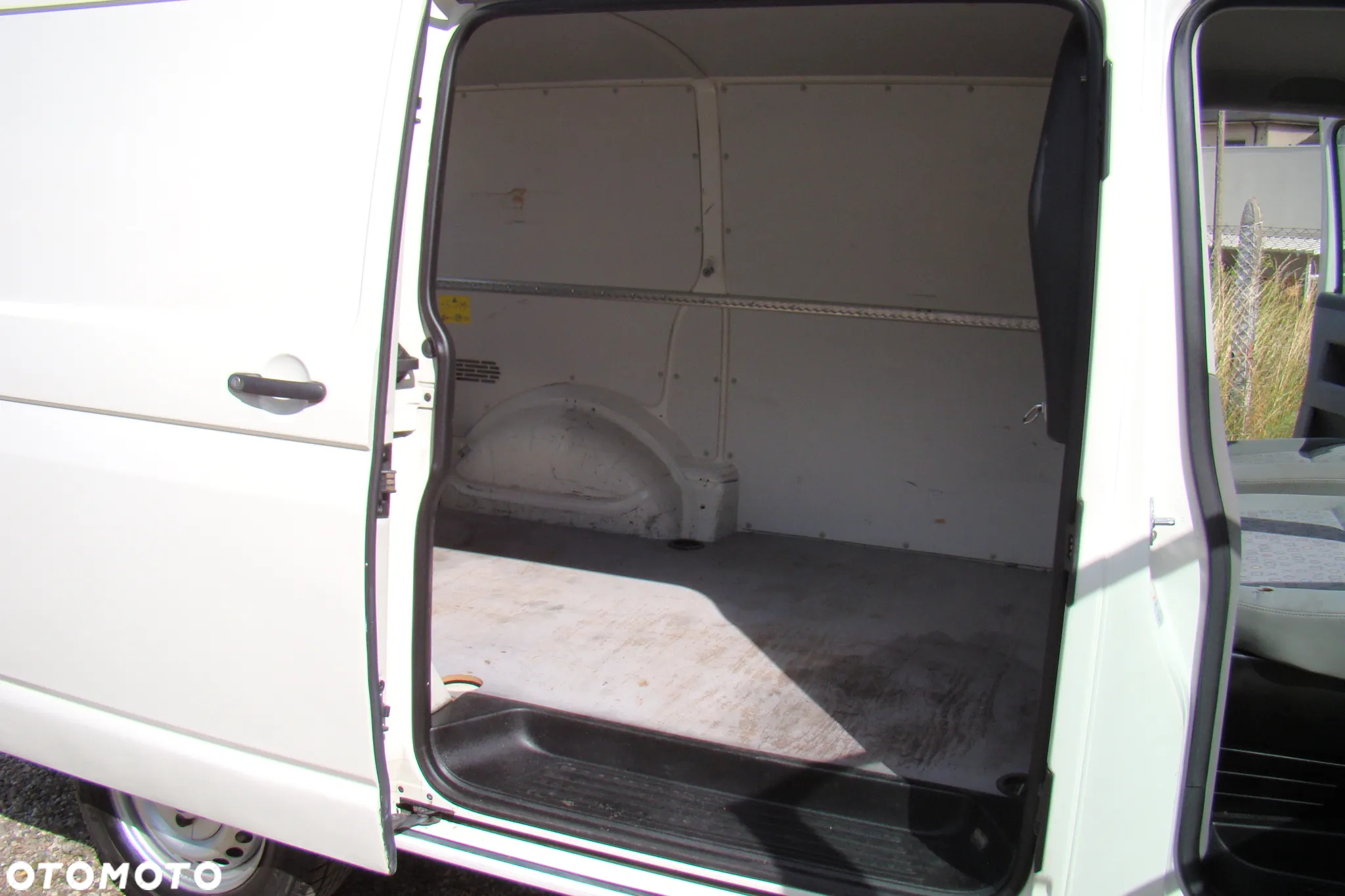 Volkswagen Transporter - 18