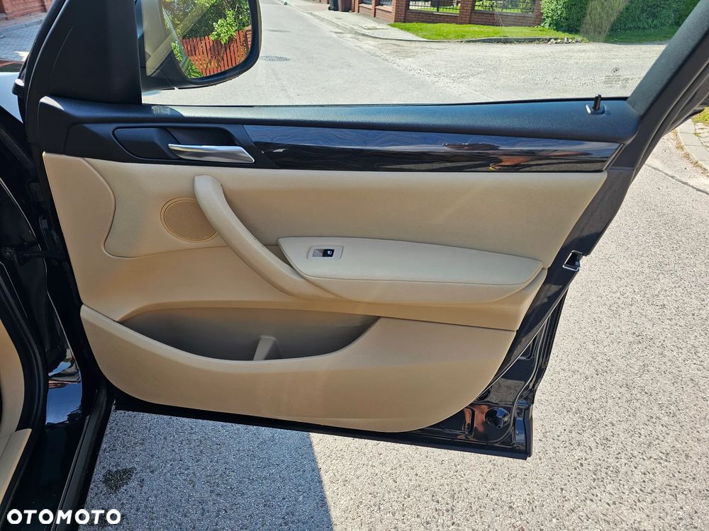 BMW X3 xDrive20d - 23