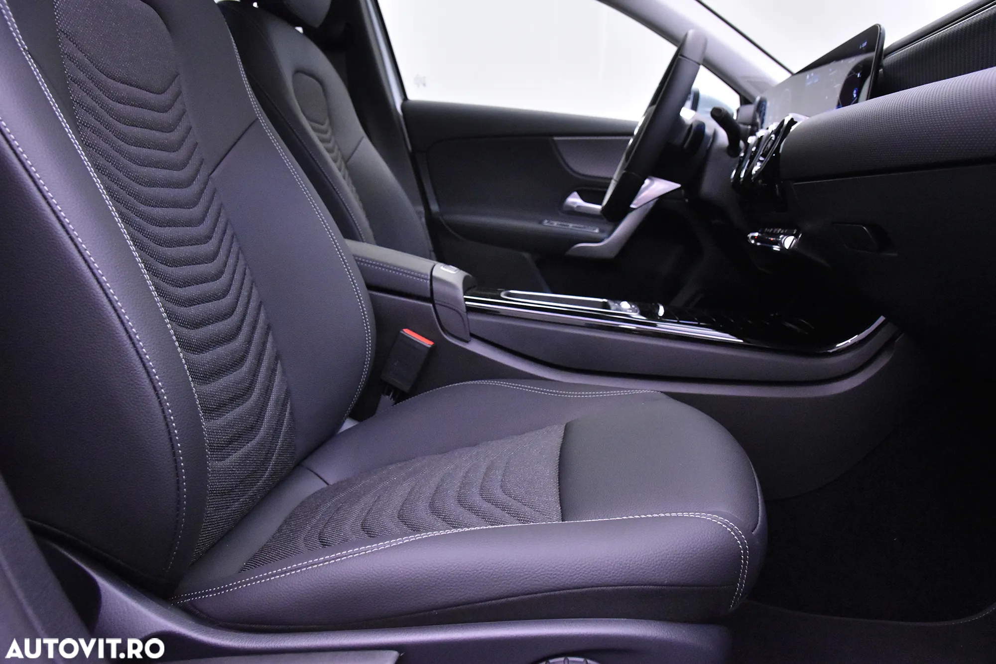 Mercedes-Benz A 180 d 8G-DCT Advanced Progressive - 12