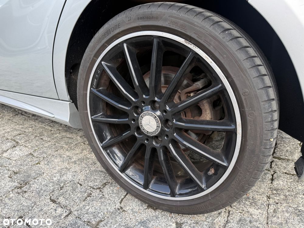 Mercedes-Benz Klasa A 180 7G-DCT AMG Line - 14