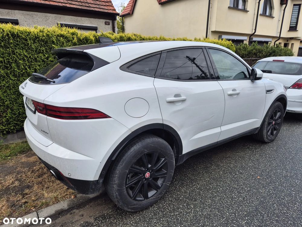 Jaguar E-Pace - 2