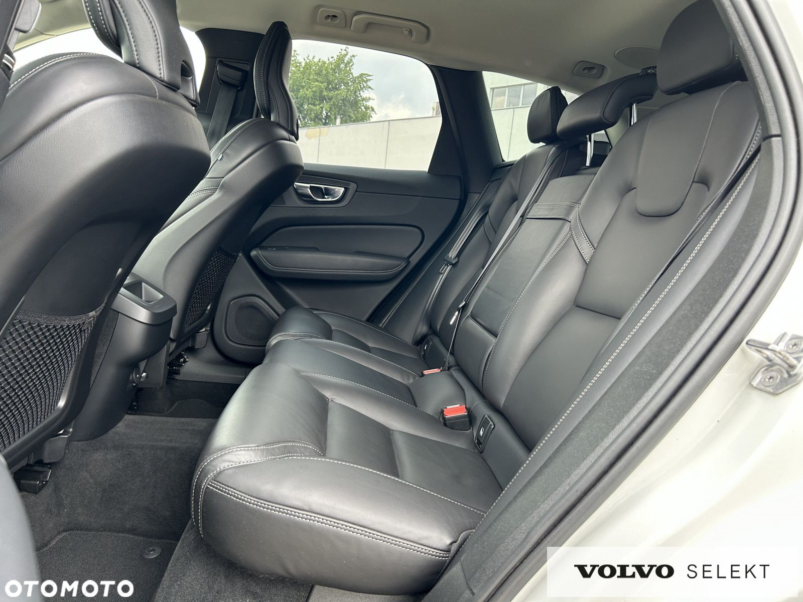 Volvo XC 60 - 30