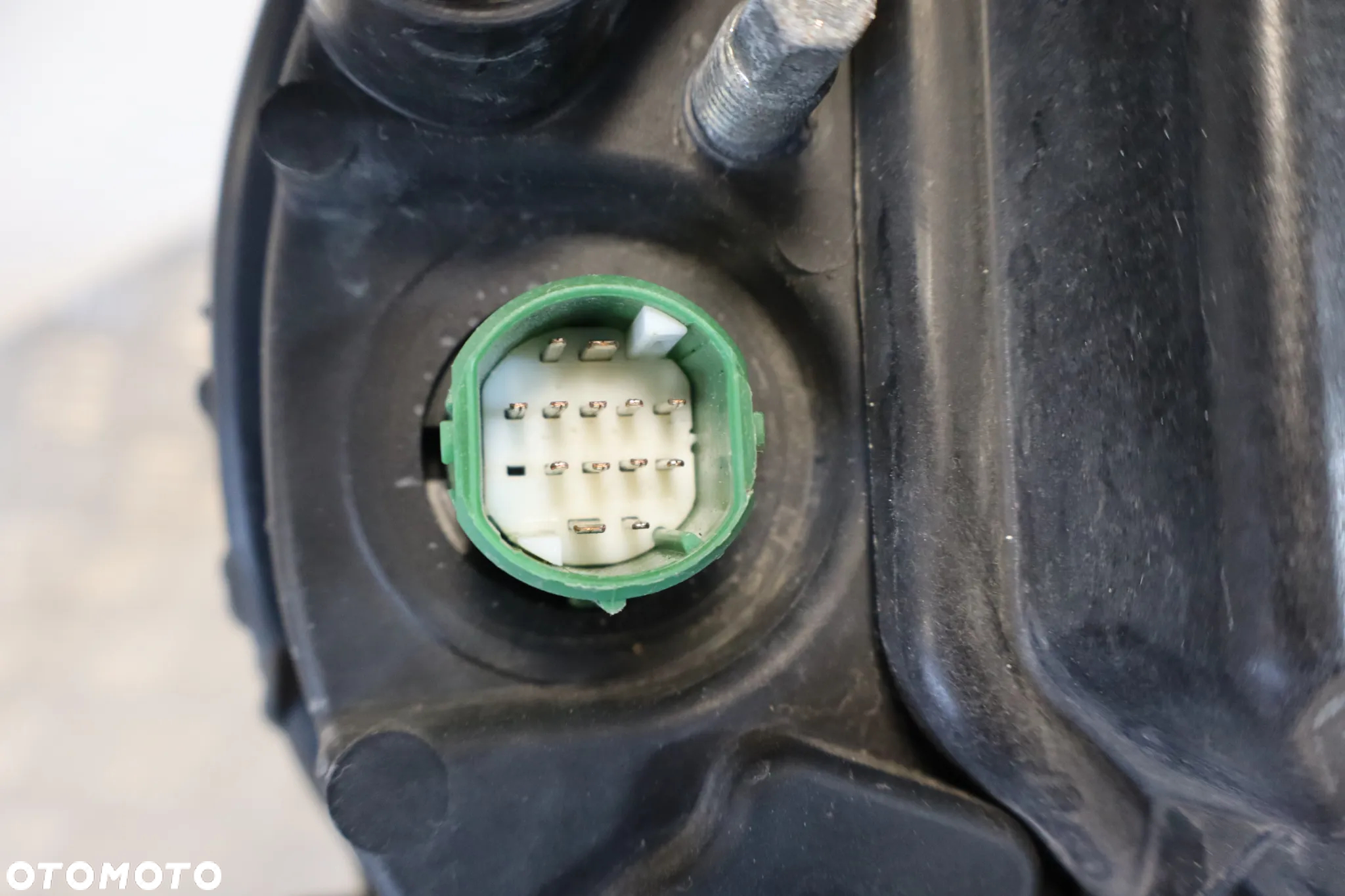 LAMPA PRZEDNIA PRZÓD PRAWA LEWA FIAT 500 XENON 2007-2015 - 19